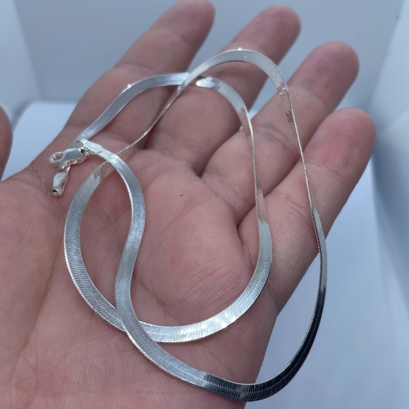 Sterling Silver Herringbone Chain - Picture 10 of 11